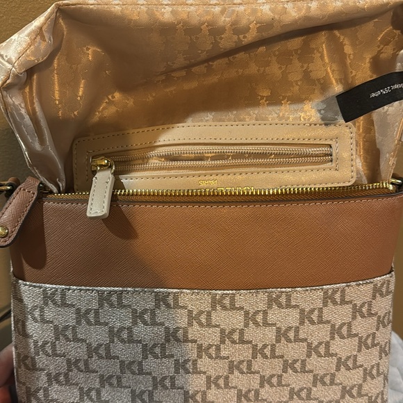 Karl Lagerfeld Paris Used Crossbody Purse With Some Corner Rubbing & Black Mark - Picture 5 of 13